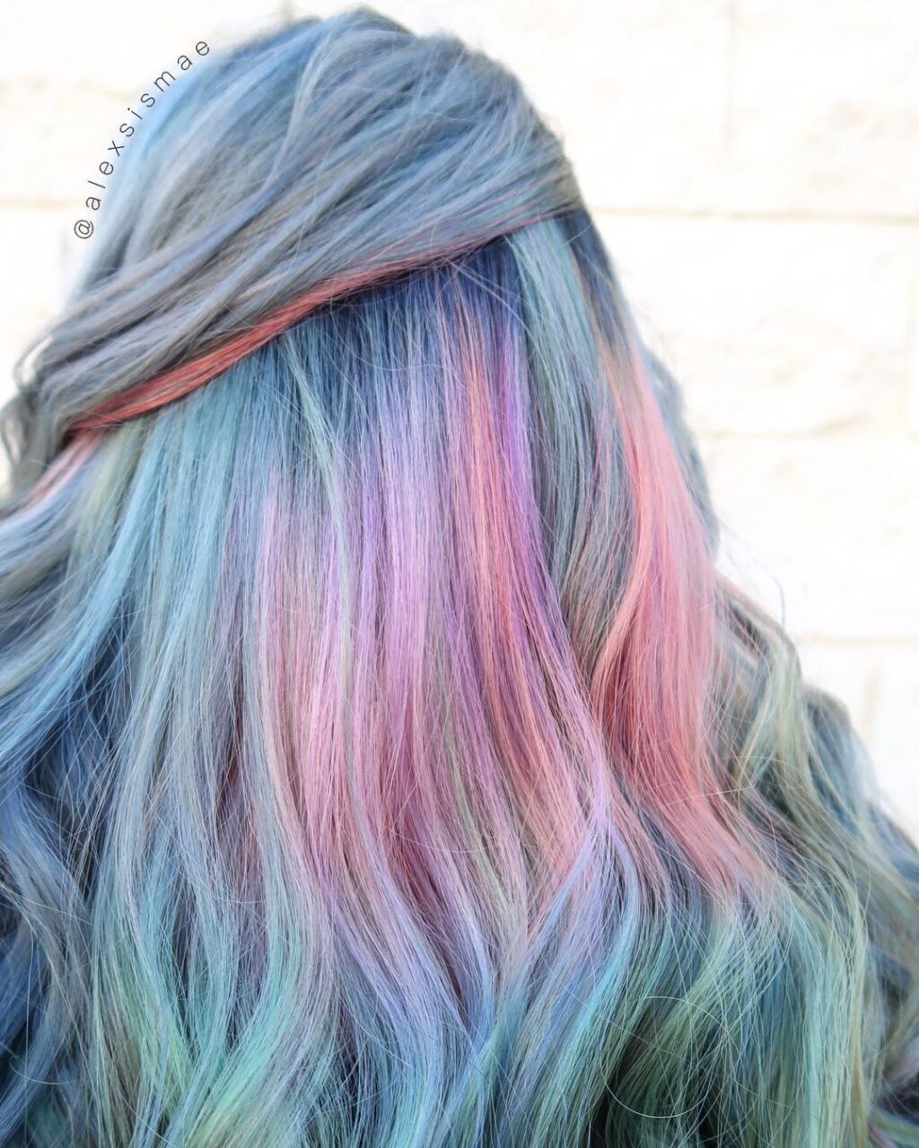 Oil slick hair blonde 1